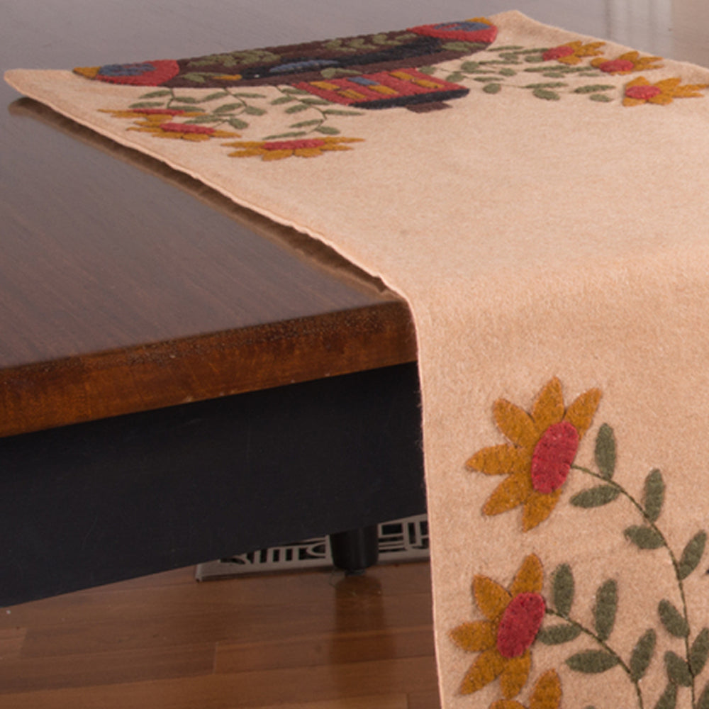 In The Country Table Runner TRWT0351