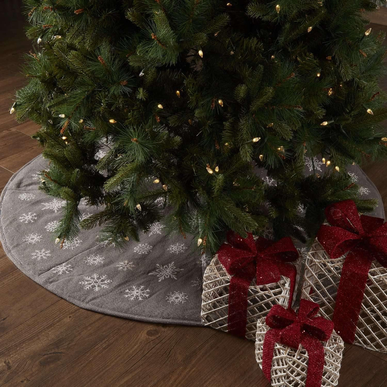 Snowflake Burlap Grey Tree Skirt 55