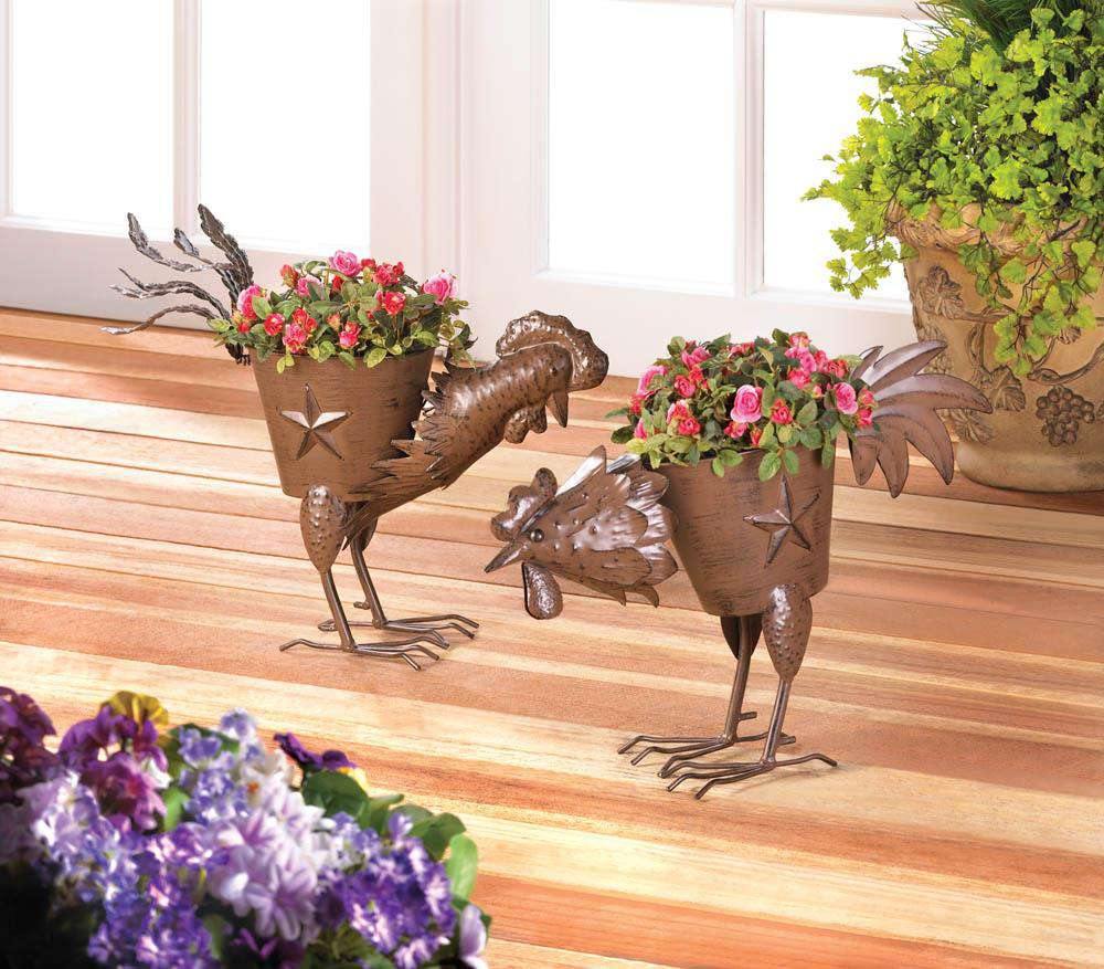 Pecking Rooster Iron Planter - The Fox Decor