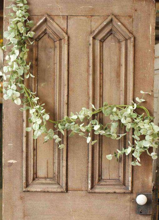 Silver Drop Eucalyptus Garland - The Fox Decor