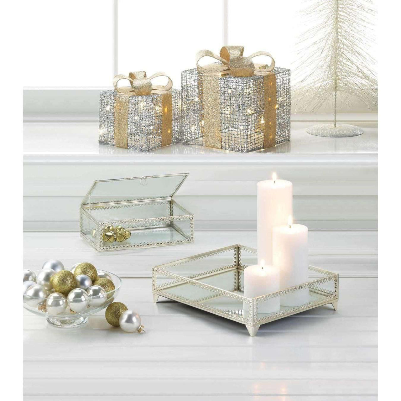 Small Light Up Gift Box Decor - The Fox Decor
